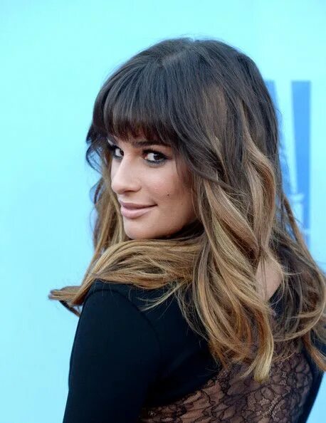 Растяжка на волосах с челкой фото Lea Michele Photos Photos: Premiere Of Fox, 20th Century Fox And 20th Century Fo