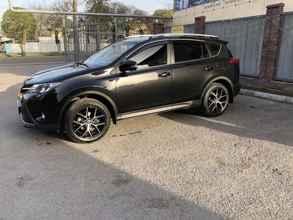 Рав 4 диски фото Летние тапки R18 - Toyota RAV4 (IV), 2,5 л, 2013 года колёсные диски DRIVE2