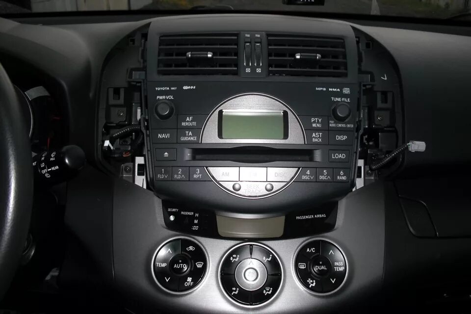 Рав 4 как подключить блютуз USB/AUX в штатную магнитолу (дорестайл) - Toyota RAV4 (III), 2 л, 2006 года авто