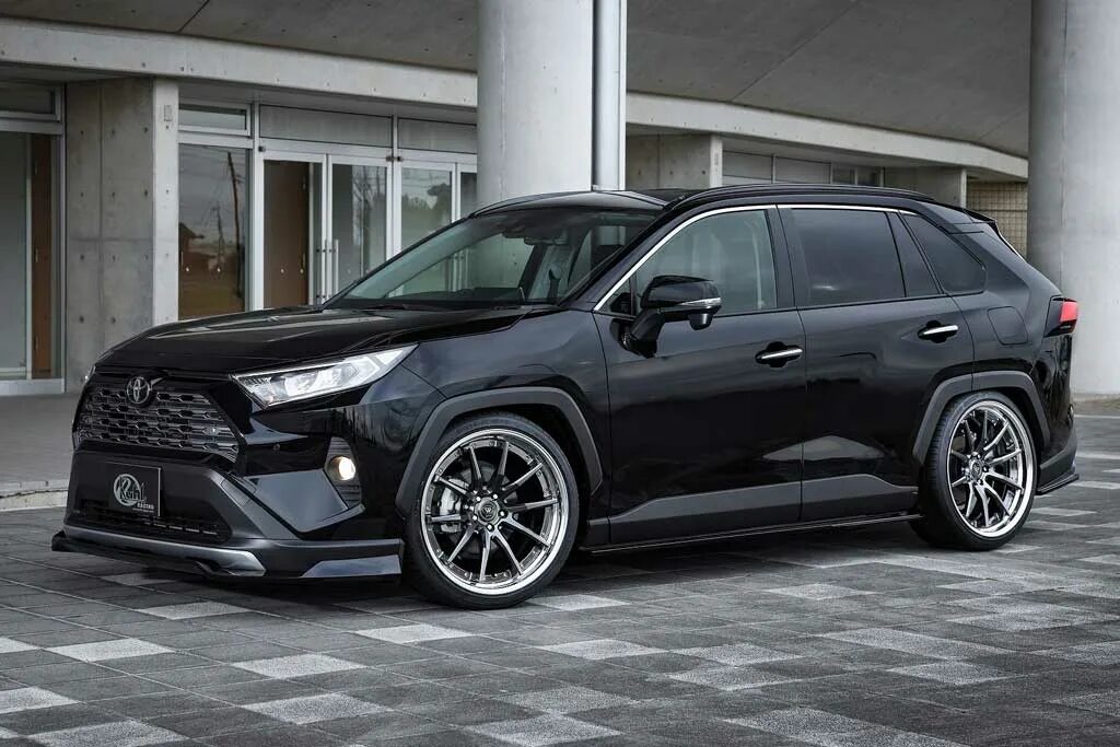 Рав 4 тюнинг фото В Казахстане нашли замену кроссоверам Toyota RAV4 российской сборки