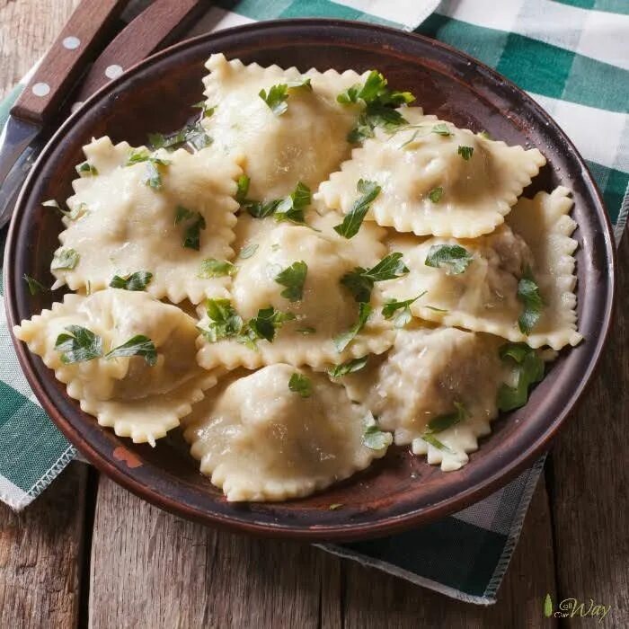 Равиоли что это за блюдо фото Homemade Italian Ravioli with Meat Cheese Filling Recipe Yummly Recipe Ravioli r