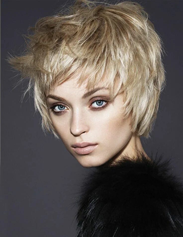 Равномерная стрижка волос женская Pin by Bella Nella on Hair Makeup Bar Short hair styles, Winter hairstyles, Shor