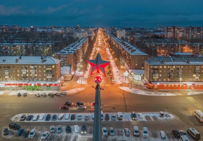 Райффайзенбанк республика коми сыктывкар центральный район фото Star on the spire of the railway station (Syktyvkar) Presidential Library