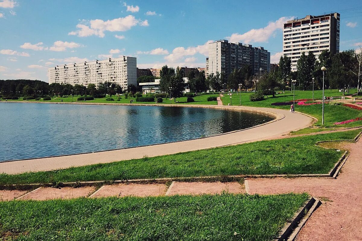 Район гольяново москва фото File:Moscow, Goliyanovskiy Pond (21221864766).jpg - Wikimedia Commons