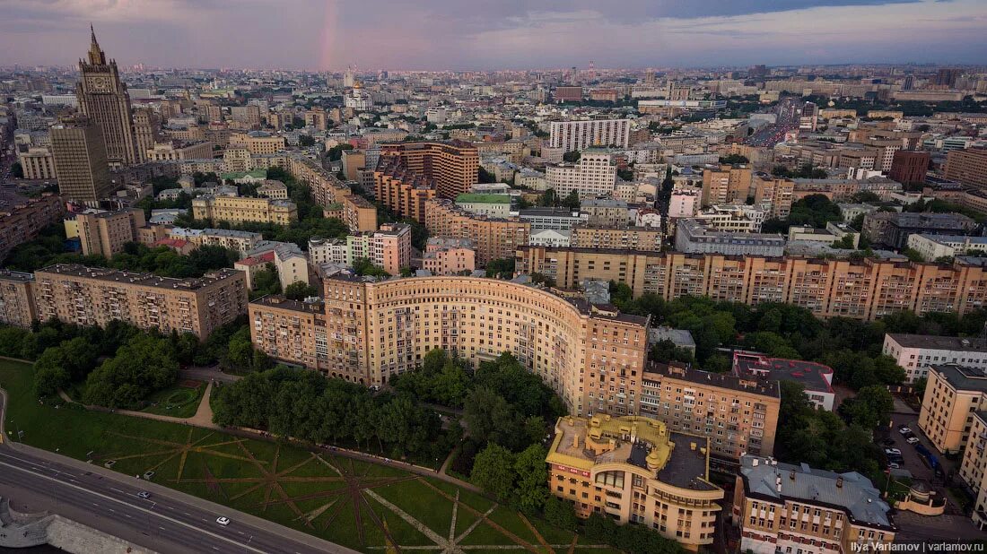 Район хамовники в москве фото Полет над Москвой в 2016 году - Жизнь - театр - 21 июля - 43726226480 - Медиапла