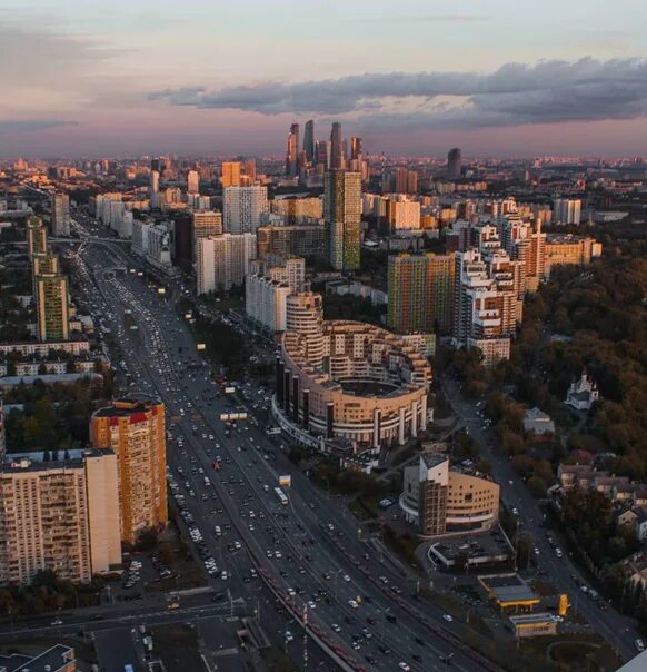 Район московский москва фото Сегодня с рубрикой #сезоныомоскве путешествуем в Хорошёво-Мнёвники на запад Моск