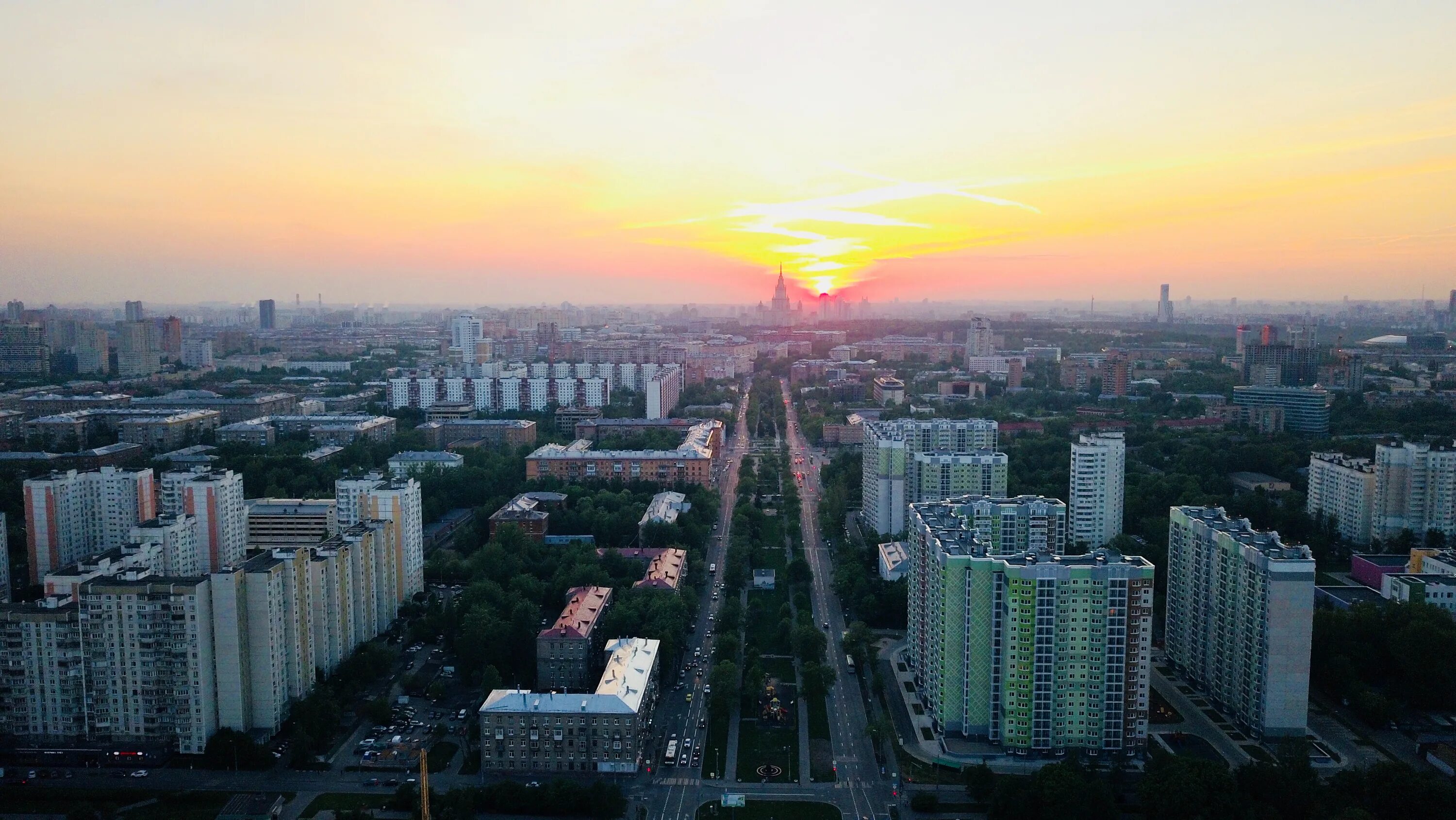 Район московский москва фото Moscow Sunset - Фото с высоты птичьего полета, съемка с квадрокоптера - PilotHub