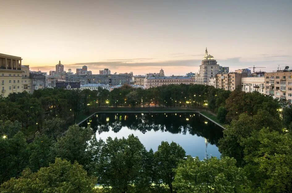 Район патрики в москве фото Число сделок по аренде элитного жилья в Москве выросло на 40% :: Жилье :: РБК Не