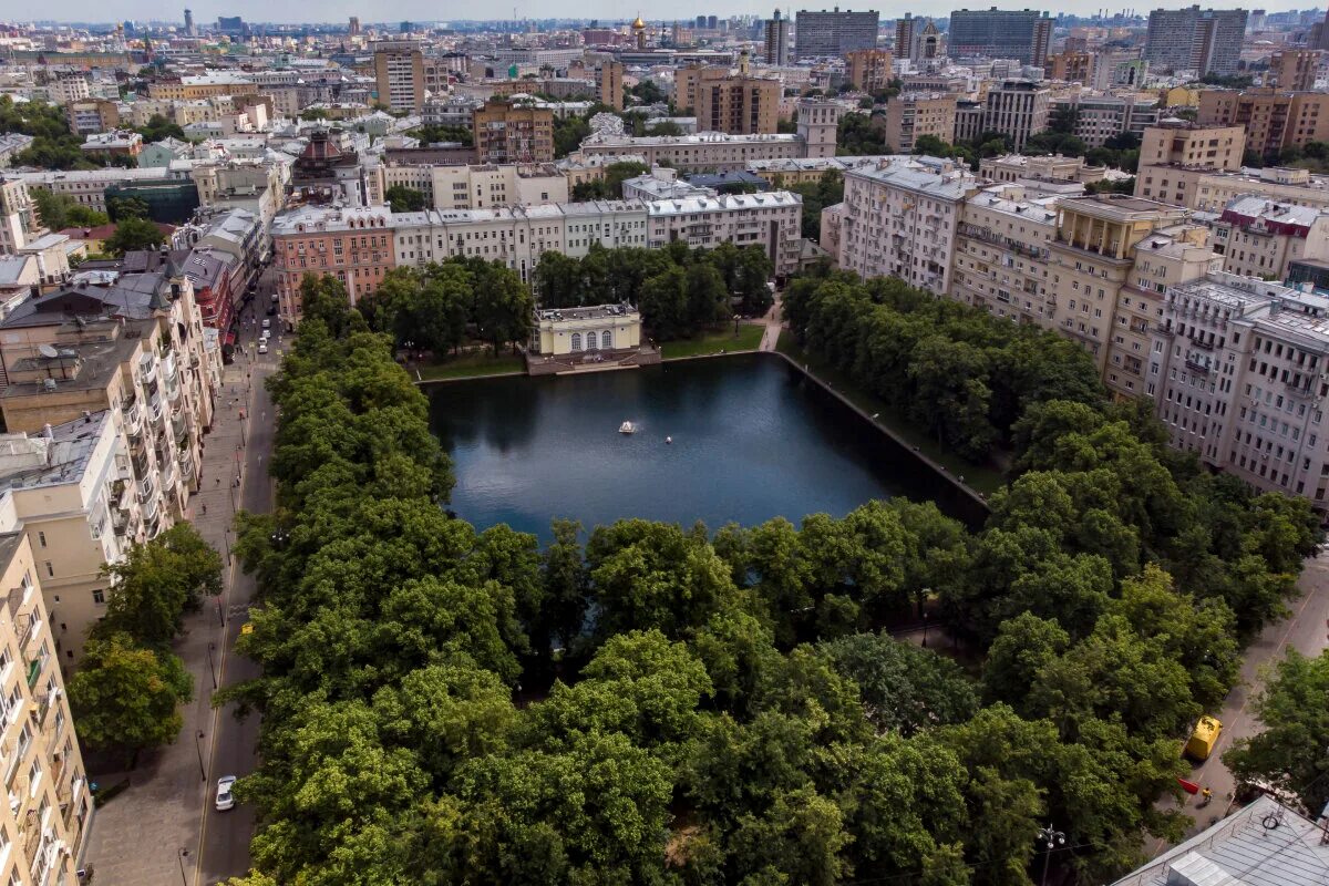 Район патрики в москве фото Почему не стоит жить в центре Москвы: 3 неочевидные причины Про Мой Район Дзен