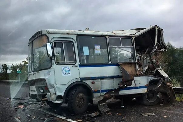 Разбитый автобус фото Общественный транспорт Нижнего Новгорода и обл.: записи сообщества ВКонтакте