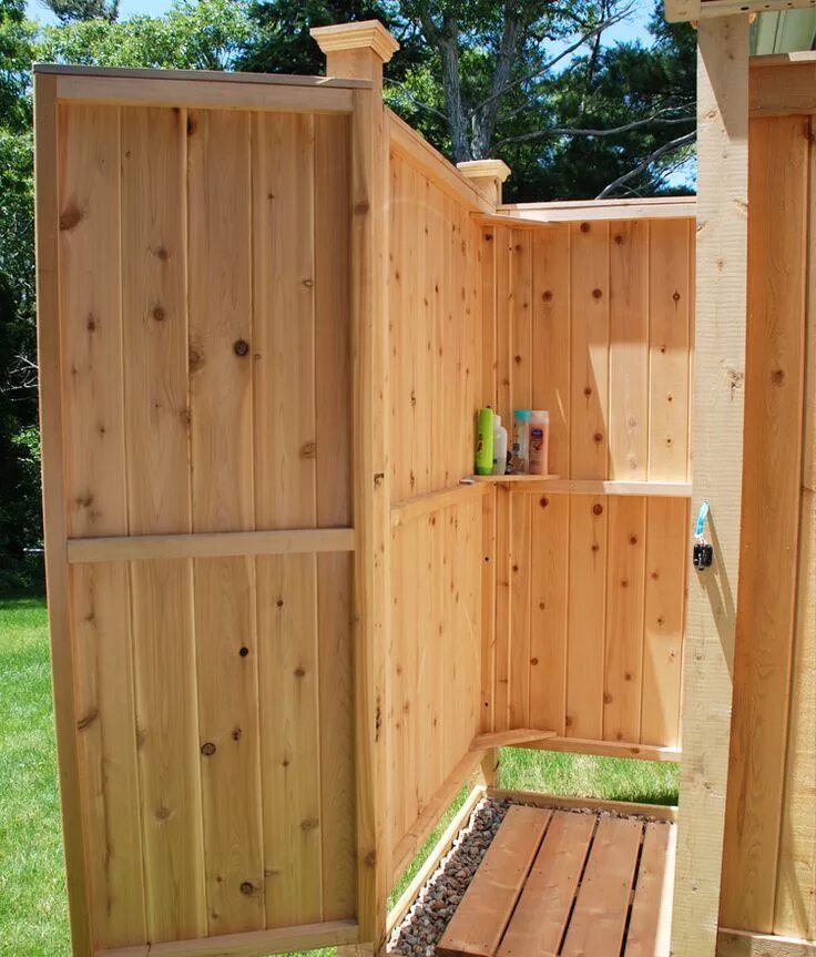 Раздевалка на даче своими руками Outdoor Shower Enclosure Cedar Showers CapeCodShowerKits Outdoor shower, Outdoor