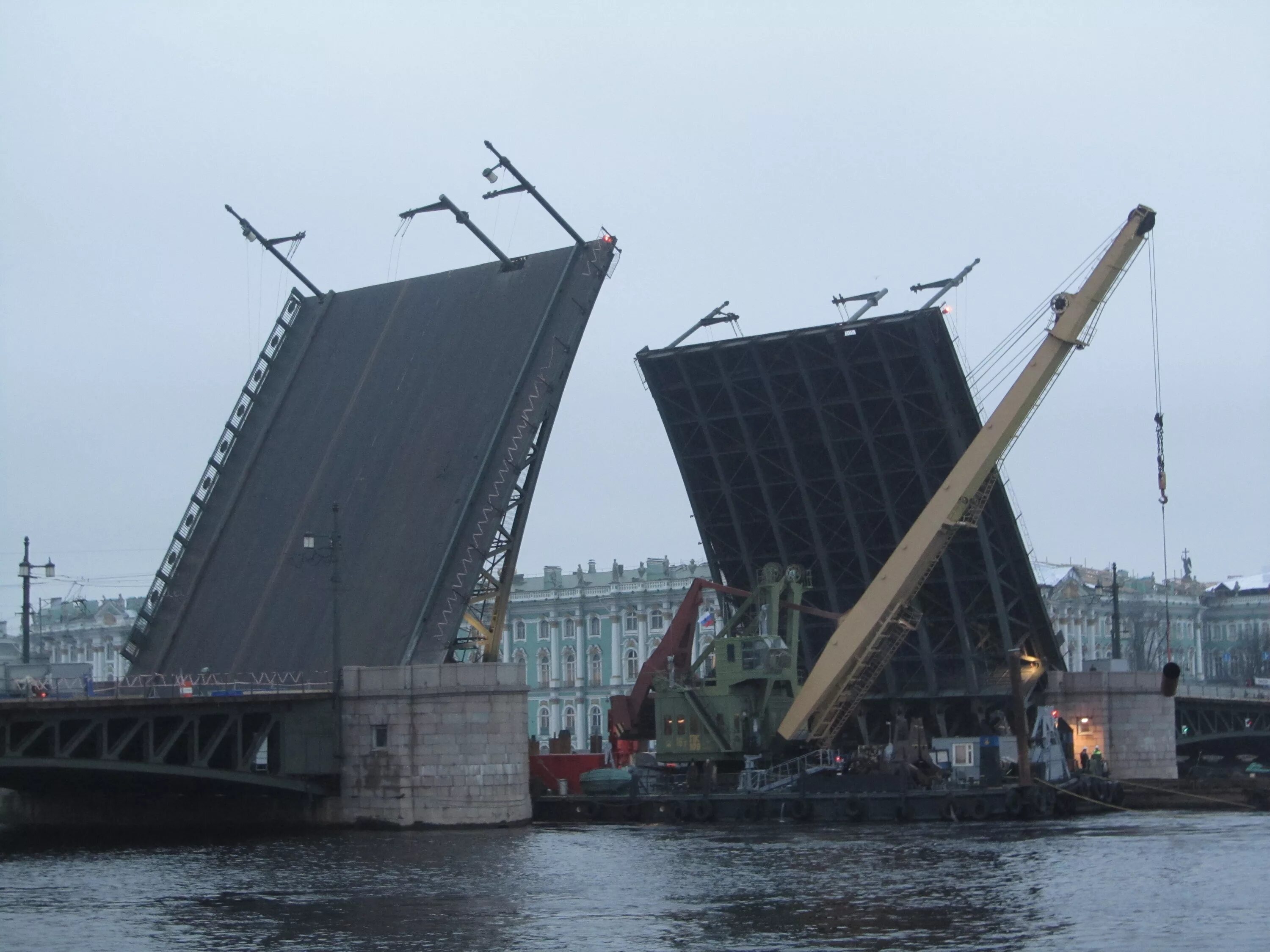 Раздвижной мост в санкт петербурге фото Картинки РАЗДВИЖНЫЕ МОСТЫ САНКТ