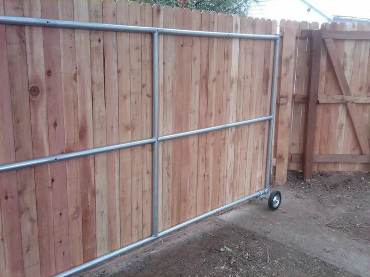 Раздвижные ворота для дачи своими руками Wood roll gate - Denver Fence Company Andrew-Thomas Contractors Wood fence gates