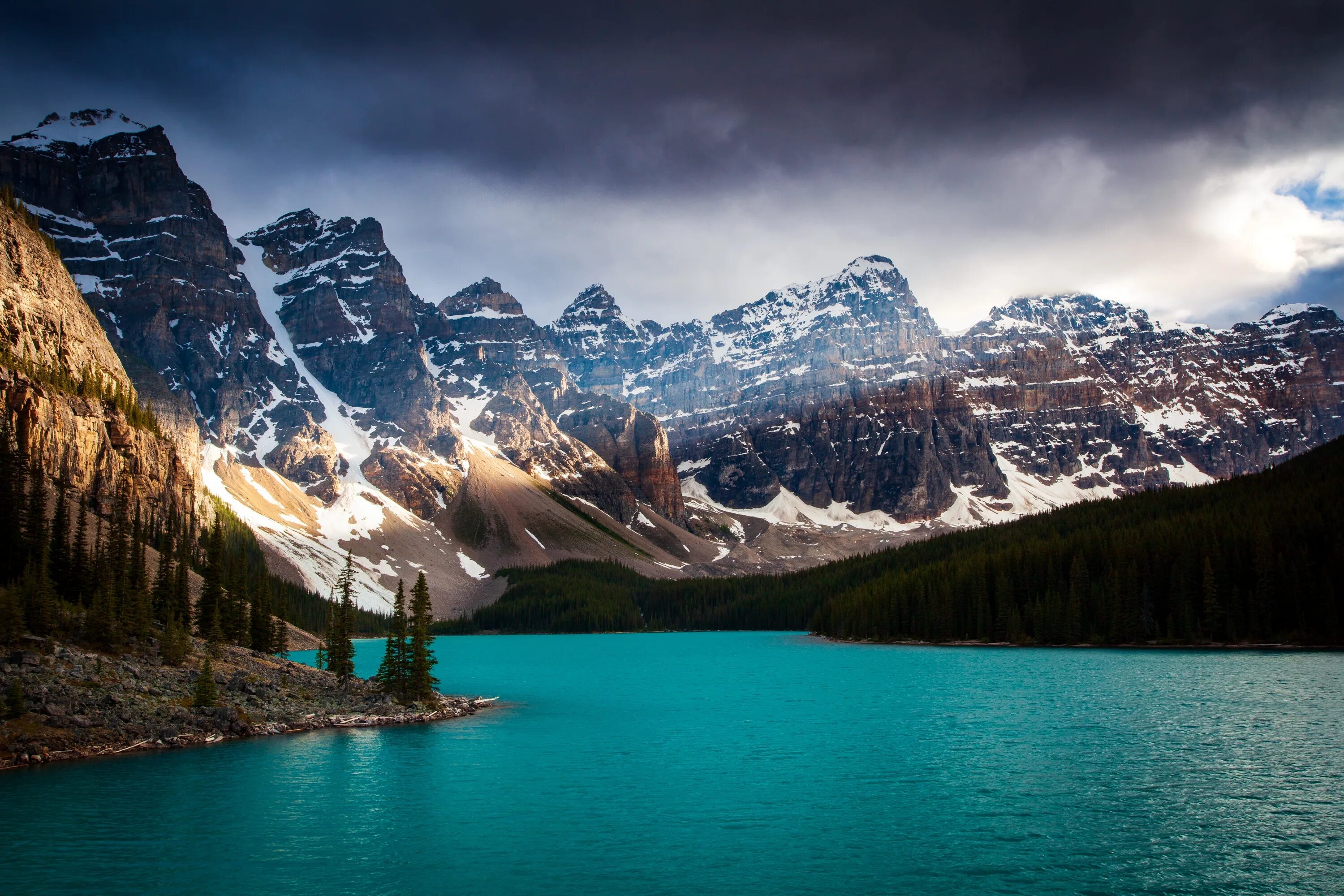 Размер лучшего качества фото Download wallpaper the sky, mountains, clouds, nature, rocks, Canada, Canada, Mo