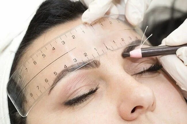 Разметка бровей перманентный макияж linejka-dlya-brovej-udobnoe-prisposoblenie-dlya-modelirovaniya5 Microblading eye