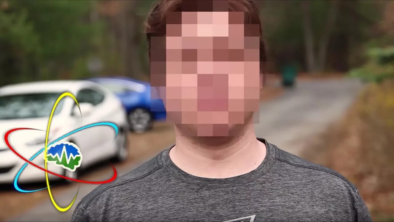 Размытие лица на фото How to Blur Out a Face in After Effects/Mask Tracking - YouTube