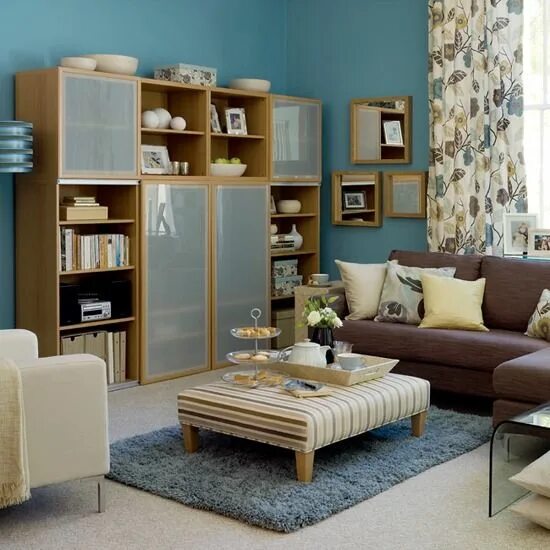 Разная мебель в интерьере A multi-functional space housetohome.co.uk Brown living room decor, Brown living