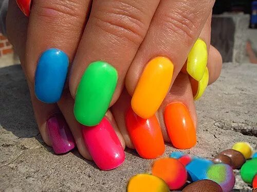 Разноцветные цвет маникюра Kunterbunt - Kunstnägel mit Neonfarben Rainbow nails, Fluorescent nails, Rainbow