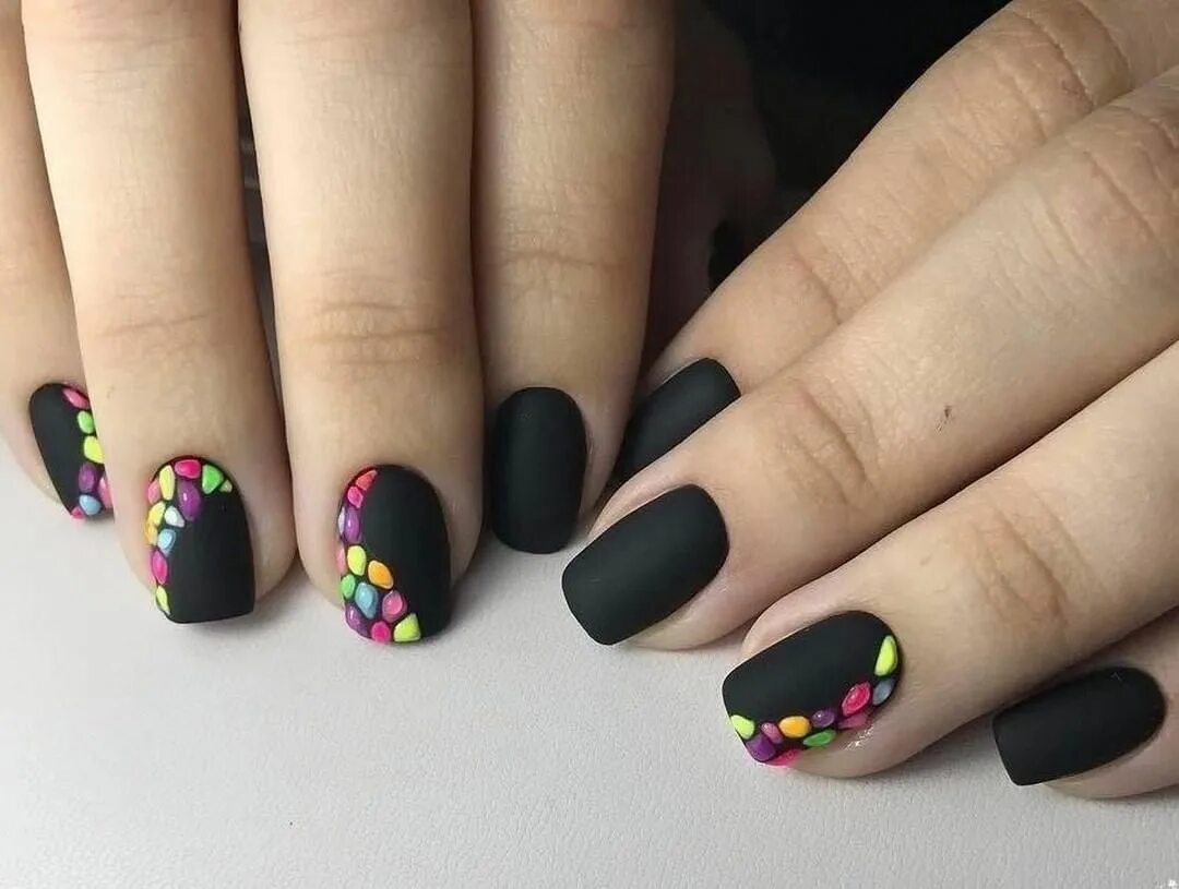 Разноцветный черный маникюр Yeah or No ? Fashion nails, Nail manicure, Nails