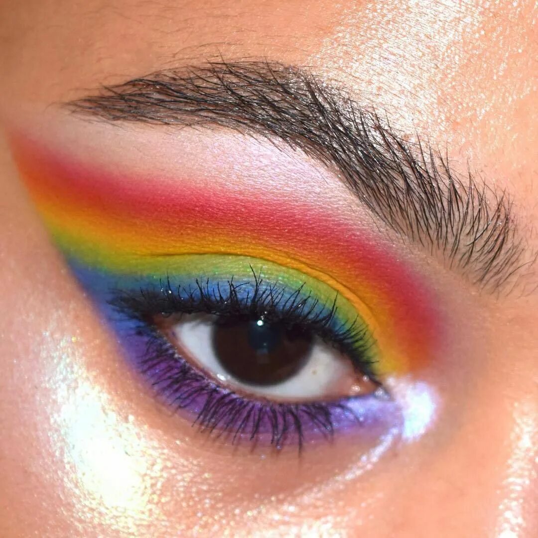 Разноцветный макияж глаз distantvoices Rainbow eye makeup, Eye makeup designs, Magical makeup