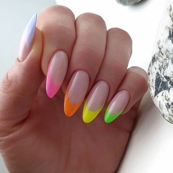 Разноцветный маникюр 2024 на миндаль Pin by Shaolin Dragon on NAILZ Short acrylic nails, Multicolored nails, Best acr