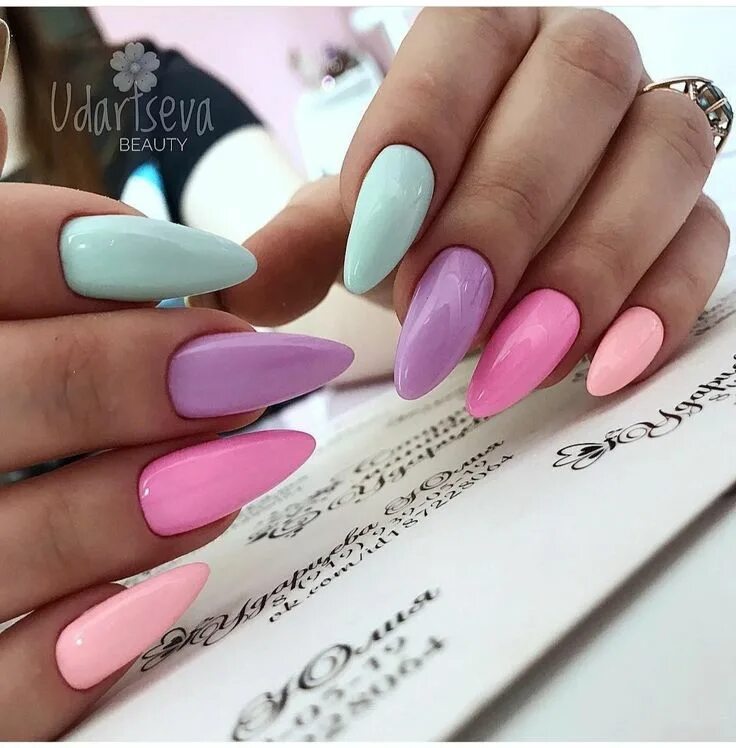 Разноцветный маникюр 2024 на миндаль Pin by Mirela Aljic on Nails Nail manicure, Cute acrylic nails, Nails