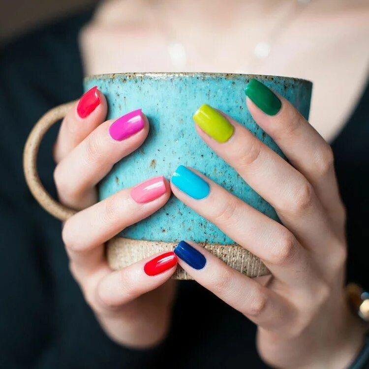 Разноцветный маникюр фото Morning, dear ☀ Let this day be as bright as these colored nails! #nailmixnet #c