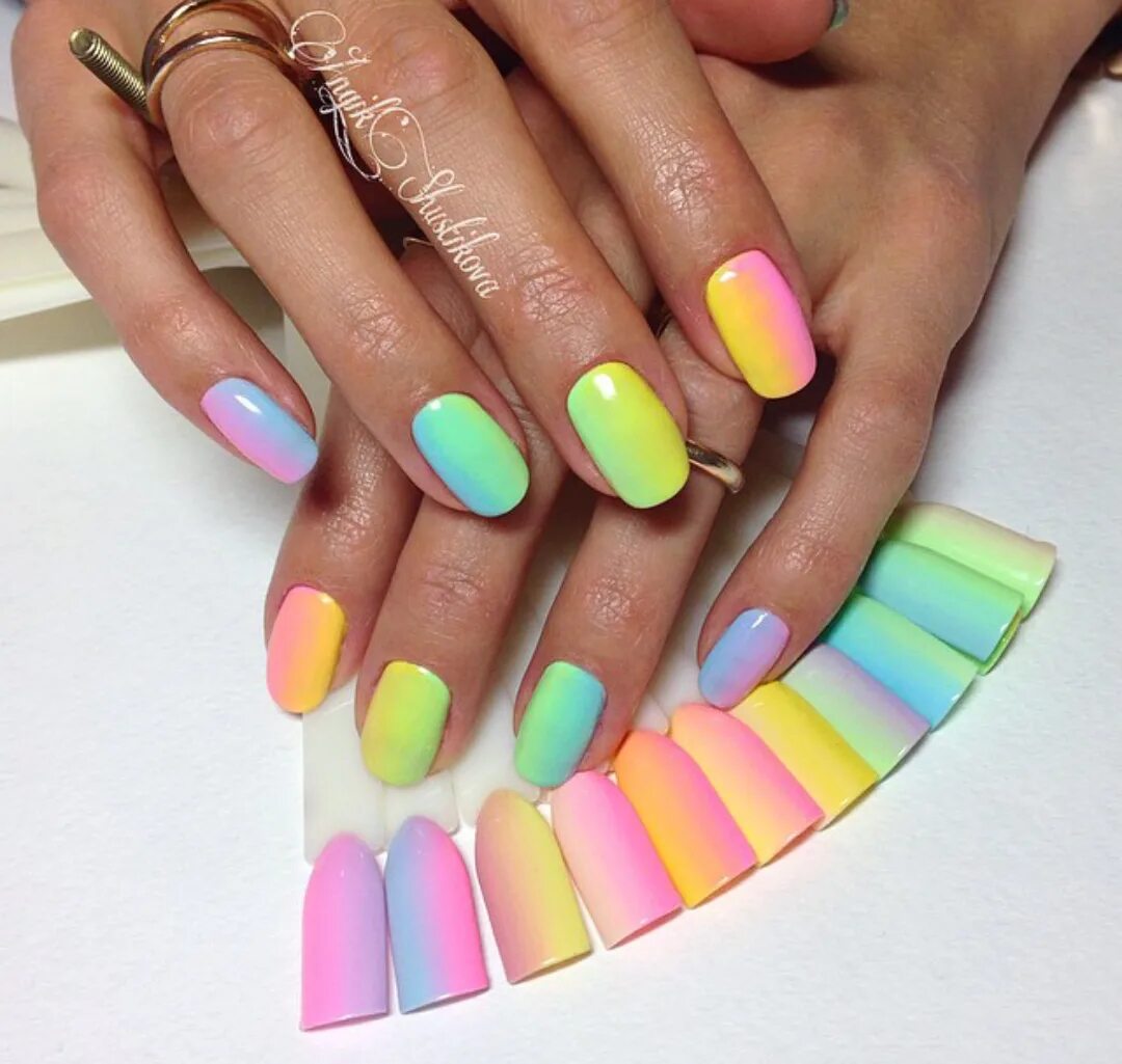 Разноцветный ногти фото Pin by Kelly on Nails art Nail designs, Heart nails, Nail art