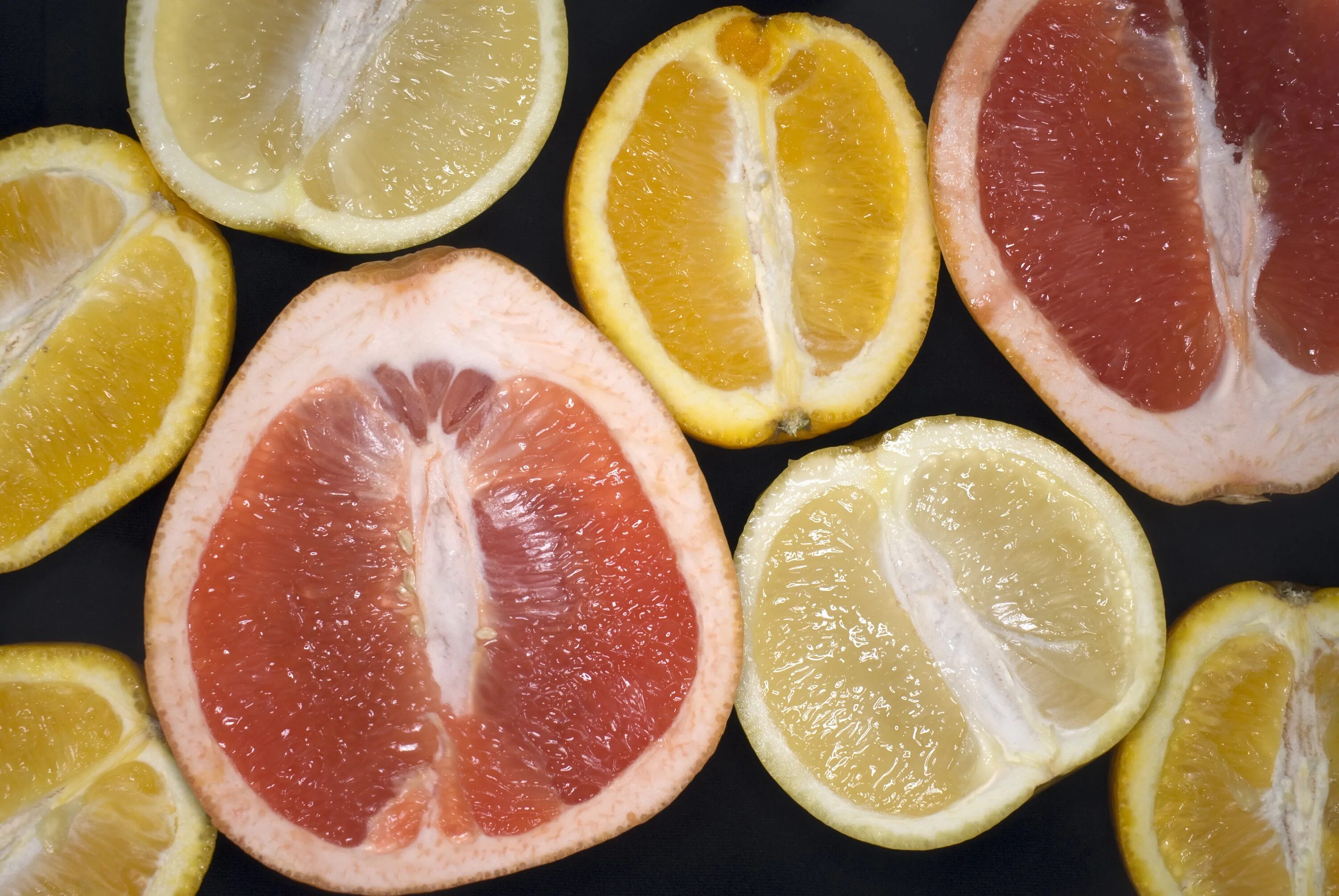 Разновидность цитрусовых фруктов названия и фото Cut orange, grapefruit and pomelo free image download