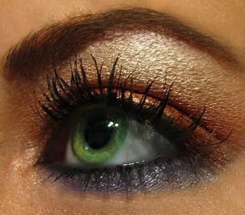 Разновидность зеленых глаз фото ojos verdes esmeralda - Buscar con Google Dramatic eye makeup, Purple eyeshadow,