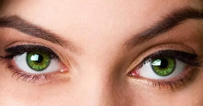 Разновидность зеленых глаз фото Did you know green is considered to be the most attractive eye color according t