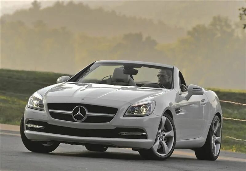 Разновидности мерседесов фото 2012 Mercedes-Benz SLK-Class Image. Photo 15 of 183 in 2022 Mercedes benz slk, B