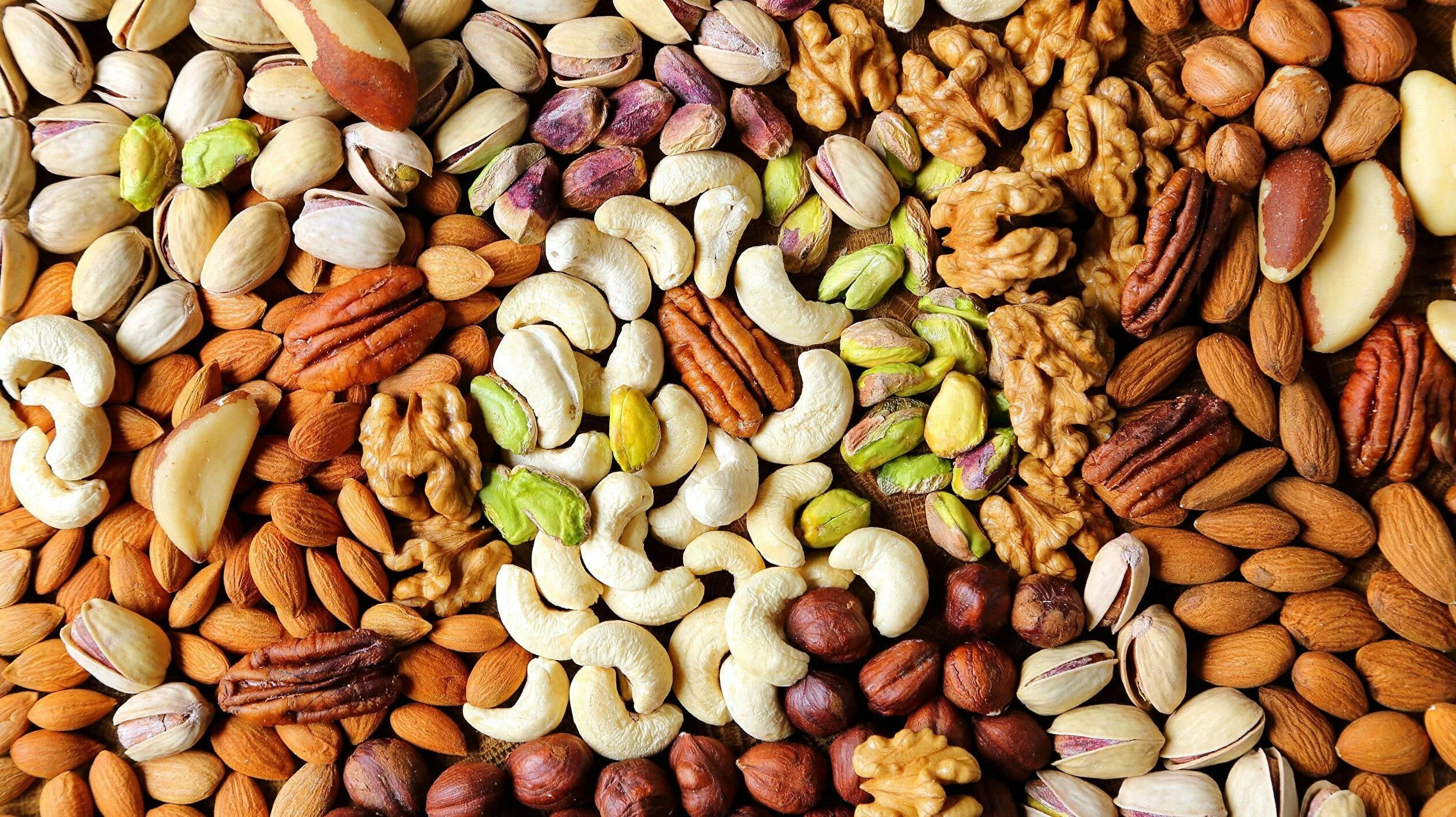 Разновидности орехов фото #colorful #food #nuts #walnuts #pistachios #hazelnut #1080P #wallpaper #hdwallpa