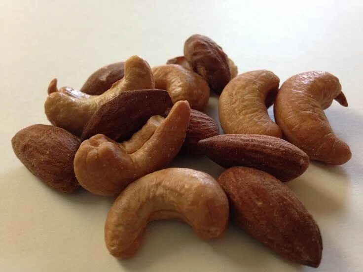 Разновидности орехов фото и название The Benefits of Eating Raw Cashews