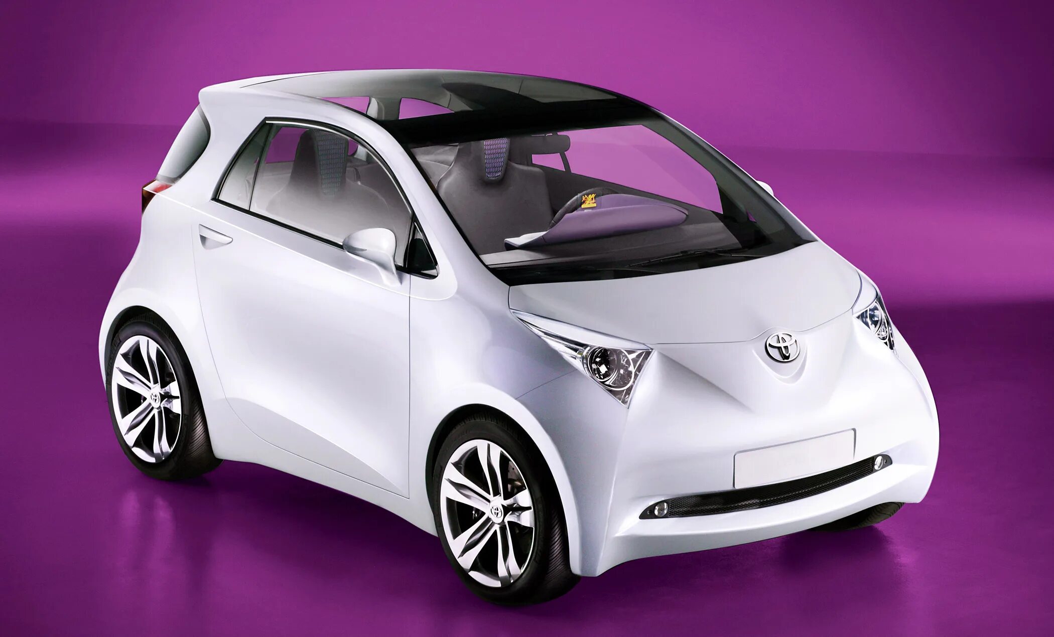 Разновидности тойот фото Toyota Concept Car iQ: An Intelligent Urban Transport Solution - Toyota Media Si