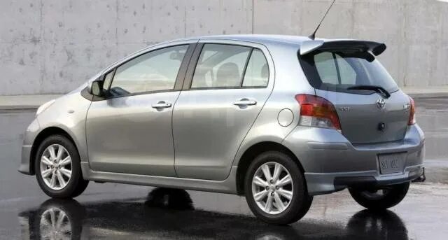 Разновидности тойоты фото и названия Toyota Yaris, 2008 в Краснодаре