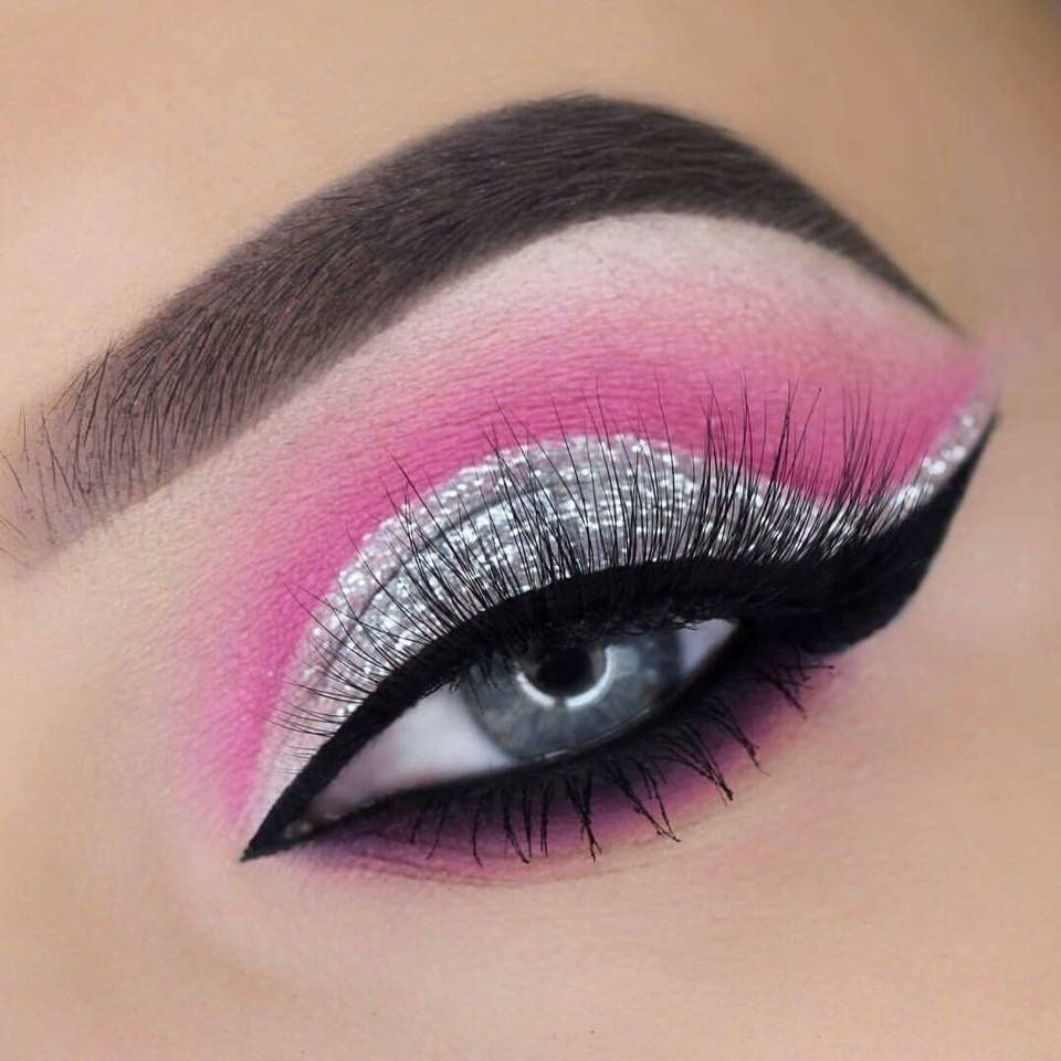 Разные красивые макияжи Pin by Sarah Suekawa on Makeup in 2023 Blue eye makeup, Asian eye makeup, Makeup