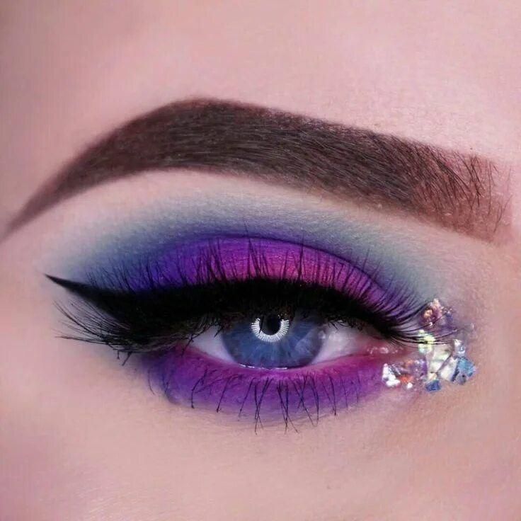 Разные красивые макияжи Макияж для синих глаз (50 фото) Dramatic eye makeup, Purple eye makeup, Eye make