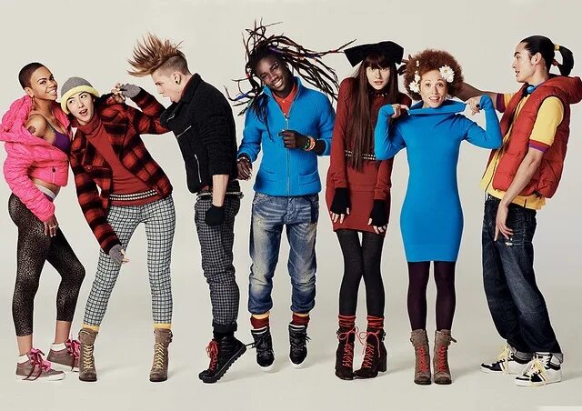 Разные модные стили us by Josh Olins, Benetton Campaign Benetton, Global fashion, Fashion layout