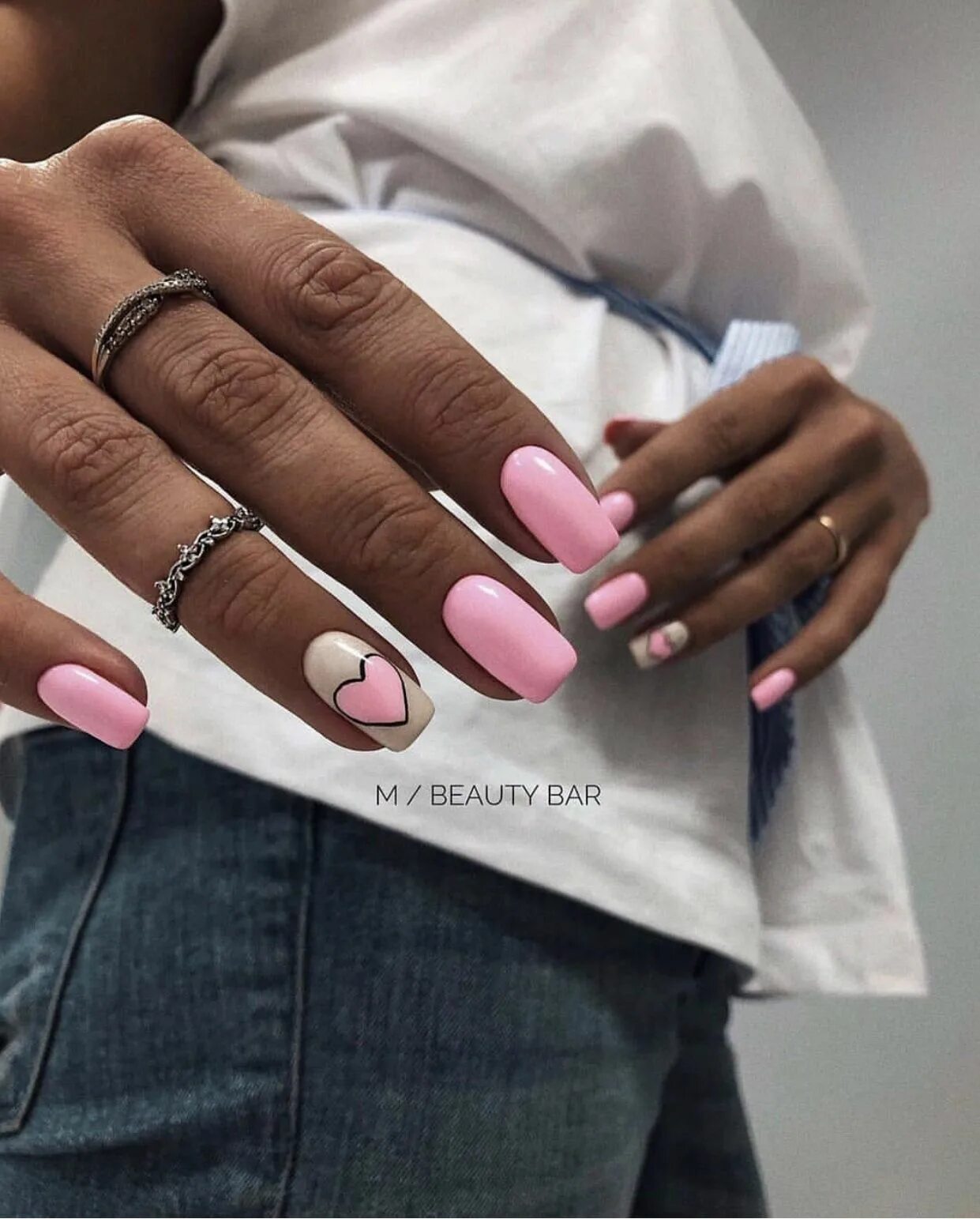 Разные ногти на руках дизайн 2024 Pink heart design in 2024 Stylish nails, Manicure, Nail designs