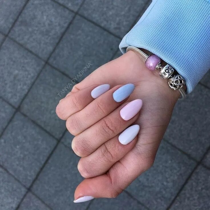 Разные ногти на руках дизайн 2024 Start Afresh With These New 2020 Spring Nail Colors Nails, Nails inspiration, Pe