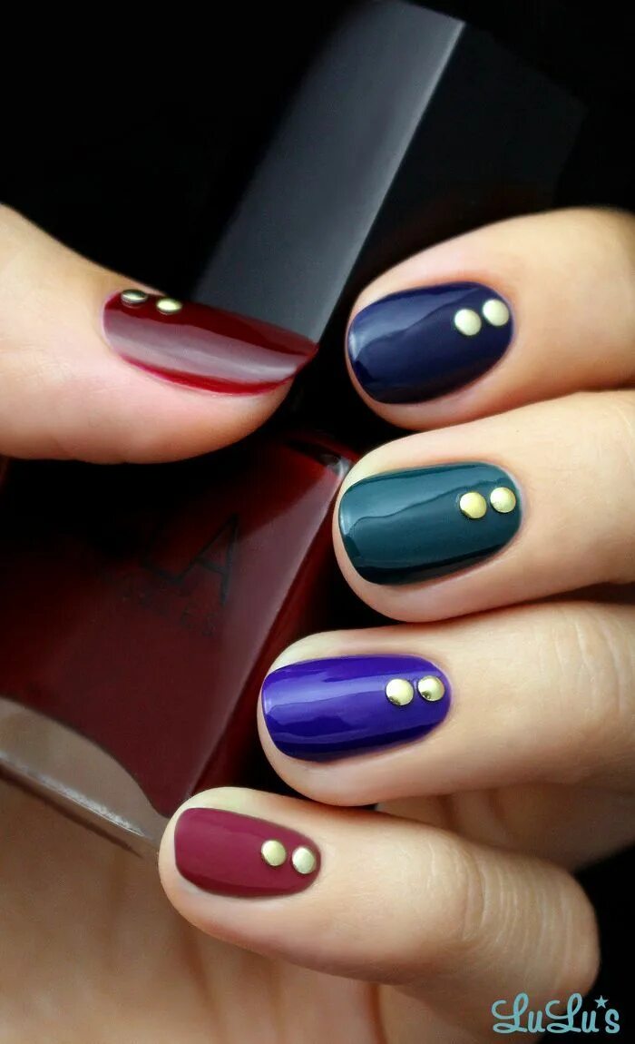 Разный маникюр на двух сочетание цветов Pin on Nailz Fall nail art designs, Fancy nails, Fall nail art