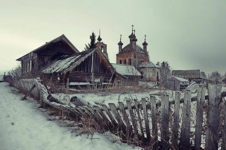 Разрушенные деревни фото http://klikabol.com/2015/09/ischezayuschaya-rus.html Сельские виды, Живописные п