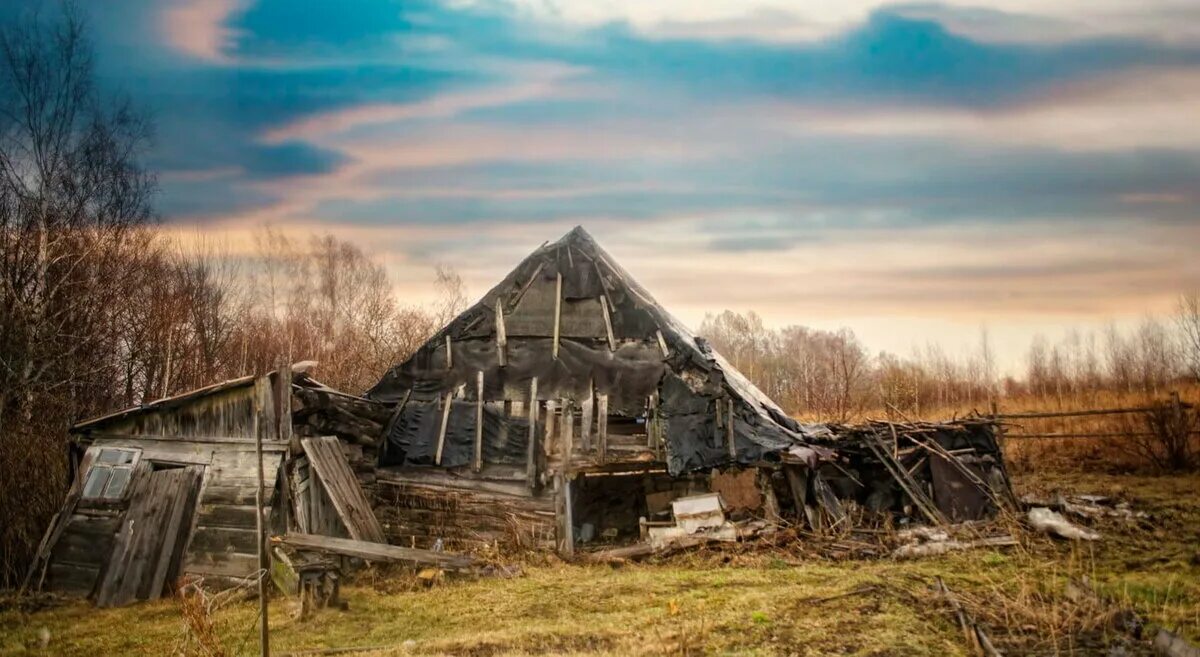 Разрушенные деревни фото Советская деревня Растесс. Куда в одночасье исчезли все жители , не взяв с собой