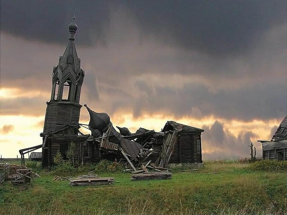 Разрушенные деревни фото Пин на доске Красивые места Старые церкви, Заброшенные места, Заброшенные церкви