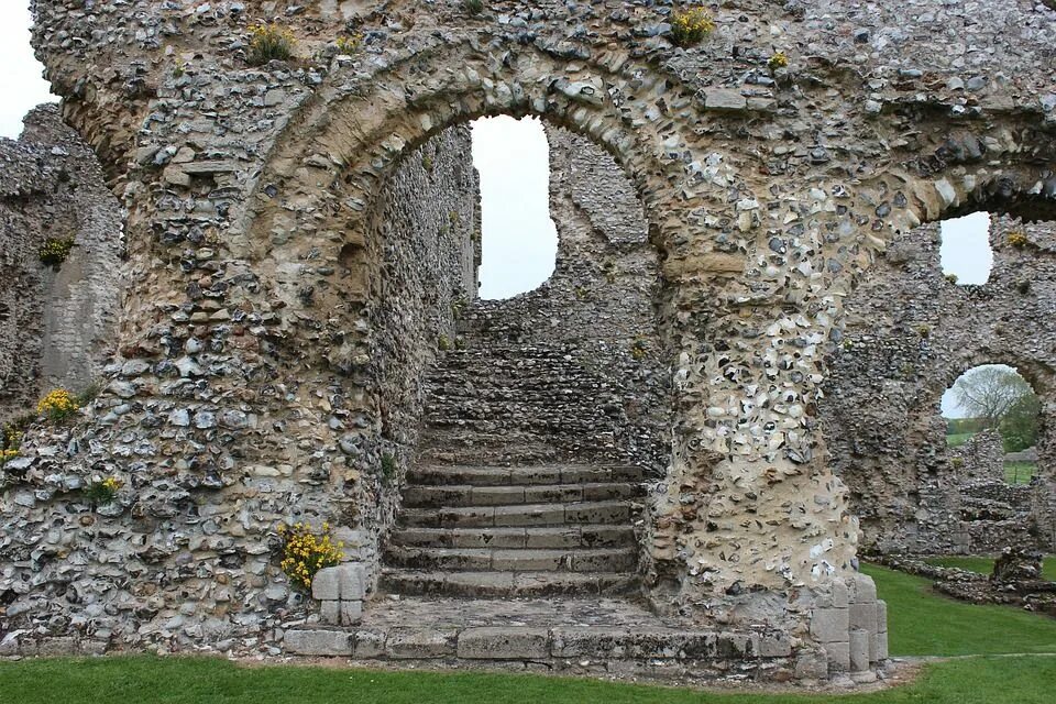 Развалины замка фото Stairway Ruins Doorway Castle Acre - Free photo on Pixabay