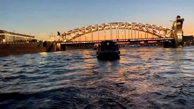 Развод большеохтинского моста фото BOLSHEOKHTINSKY BRIDGE / БОЛЬШЕОХТИНСКИЙ МОСТ в Санкт-Петербурге - смотреть виде