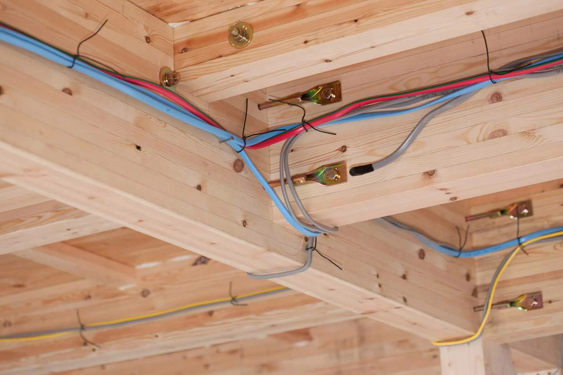 Разводка электропроводки в частном доме фото The 10 Best Wiring Installers Near Me (with Free Quotes)