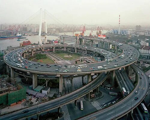 Развязки в китае фото Nanpu Bridge Interchange, Shanghai, China Dangerous roads, Shanghai, World