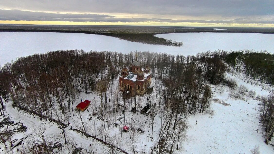 Рдейский монастырь фото Рдейский монастырь, Рдейская пустынь (Холмский район), фотография. общий вид в л